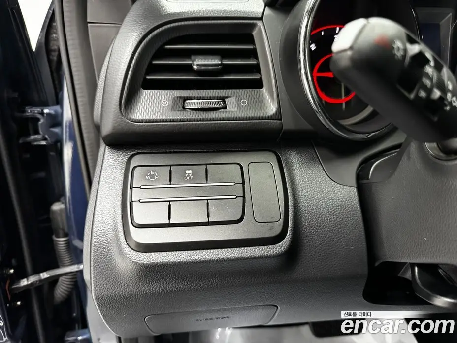 SsangYong TIBOLI 2017 1.6 автомат (гидро), фото 12