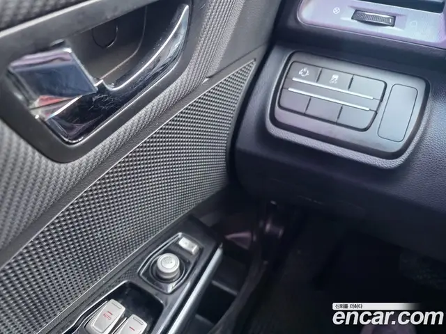 SsangYong TIBOLI 2018 1.6 автомат (гидро), миниатюра 12