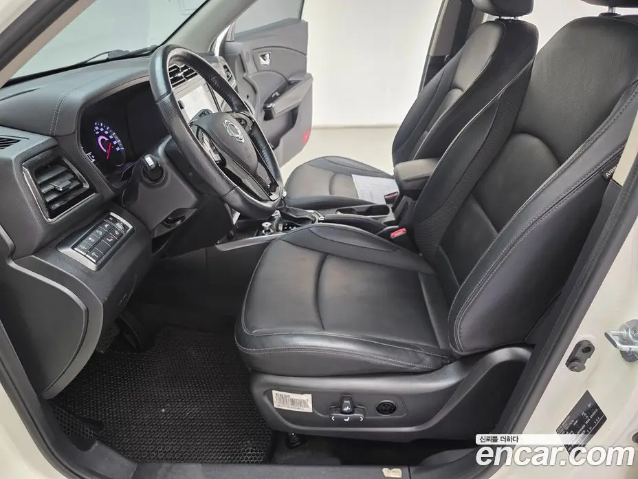 SsangYong TIBOLI 2019 1.5 автомат (гидро), фото 15