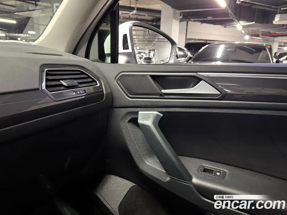 Volkswagen Tiguan 2020 2.0 автомат (гидро), фото 17 Volkswagen Tiguan 2020 2.0 автомат (гидро), фото 17