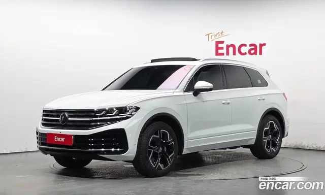Volkswagen Touareg, 2026, 49 км