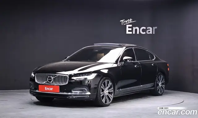 Volvo S90, 2023, 51 066 км