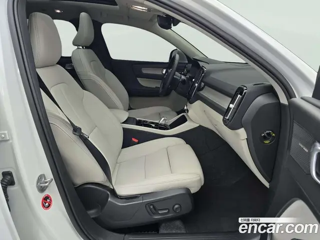 Volvo XC40 2022 2.0 автомат (гидро), миниатюра 11 Volvo XC40 2022 2.0 автомат (гидро), миниатюра 11