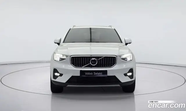 Volvo XC40 2022 2.0 автомат (гидро), миниатюра 5 Volvo XC40 2022 2.0 автомат (гидро), миниатюра 5