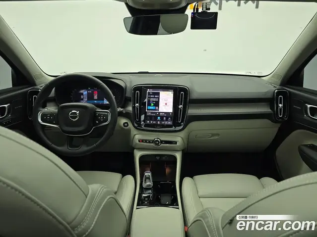 Volvo XC40 2022 2.0 автомат (гидро), миниатюра 7 Volvo XC40 2022 2.0 автомат (гидро), миниатюра 7