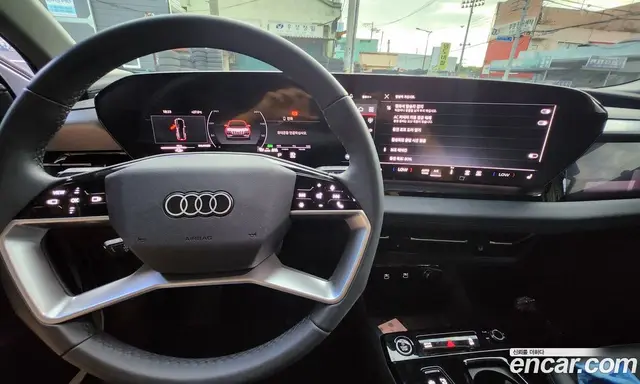 Audi Q6 e-tron 2025 0.2 автомат (гидро), миниатюра 9