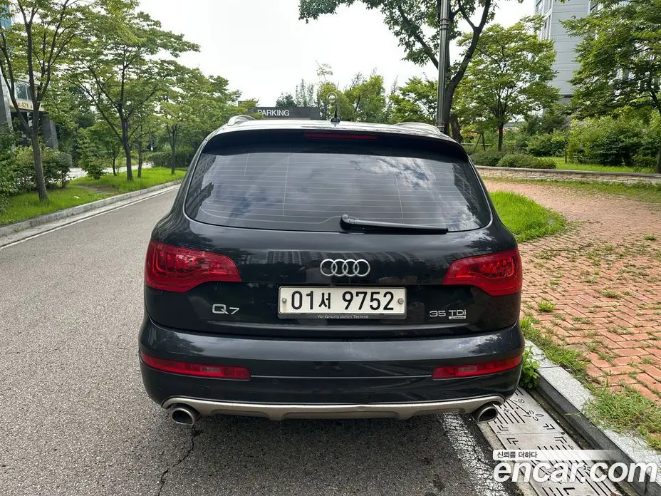 Audi Q7 2014 3.0 автомат (гидро), фото 4 Audi Q7 2014 3.0 автомат (гидро), фото 4