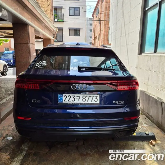 Audi Q8 2023 3.0 автомат (гидро), фото 3 Audi Q8 2023 3.0 автомат (гидро), фото 3