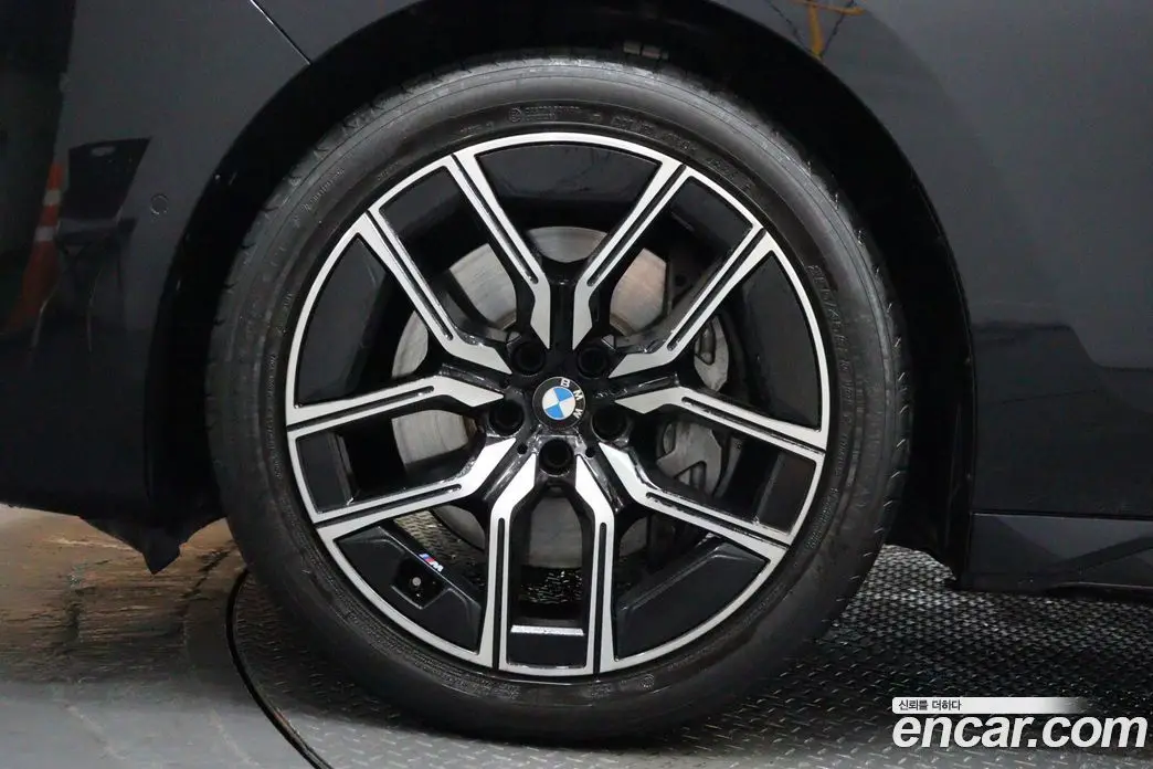 BMW 7 серия 2024 3.0 автомат (гидро), фото 20 BMW 7 серия 2024 3.0 автомат (гидро), фото 20