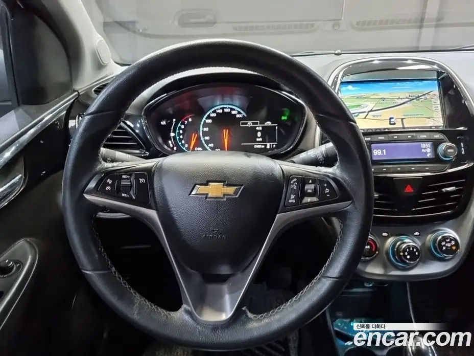 Chevrolet Spark 2016 1.0 автомат (гидро), фото 9