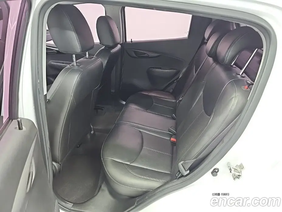 Chevrolet Spark 2016 1.0 автомат (гидро), фото 12