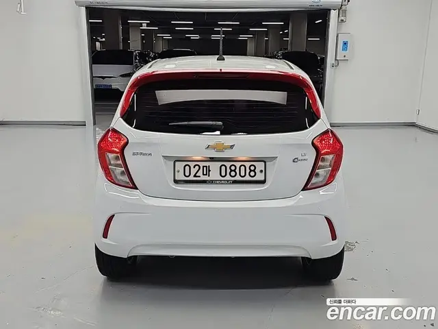Chevrolet Spark 2016 1.0 автомат (гидро), миниатюра 3