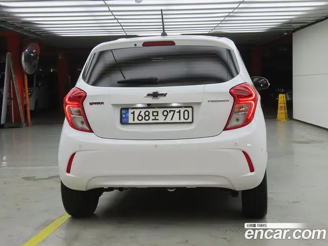 Chevrolet Spark 2021 1.0 автомат (гидро), миниатюра 3