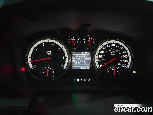 Dodge Ram Pick Up 2012 5.7 автомат (гидро), миниатюра 11 Dodge Ram Pick Up 2012 5.7 автомат (гидро), миниатюра 11