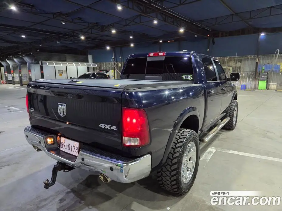 Dodge Ram Pick Up 2012 5.7 автомат (гидро), фото 6 Dodge Ram Pick Up 2012 5.7 автомат (гидро), фото 6
