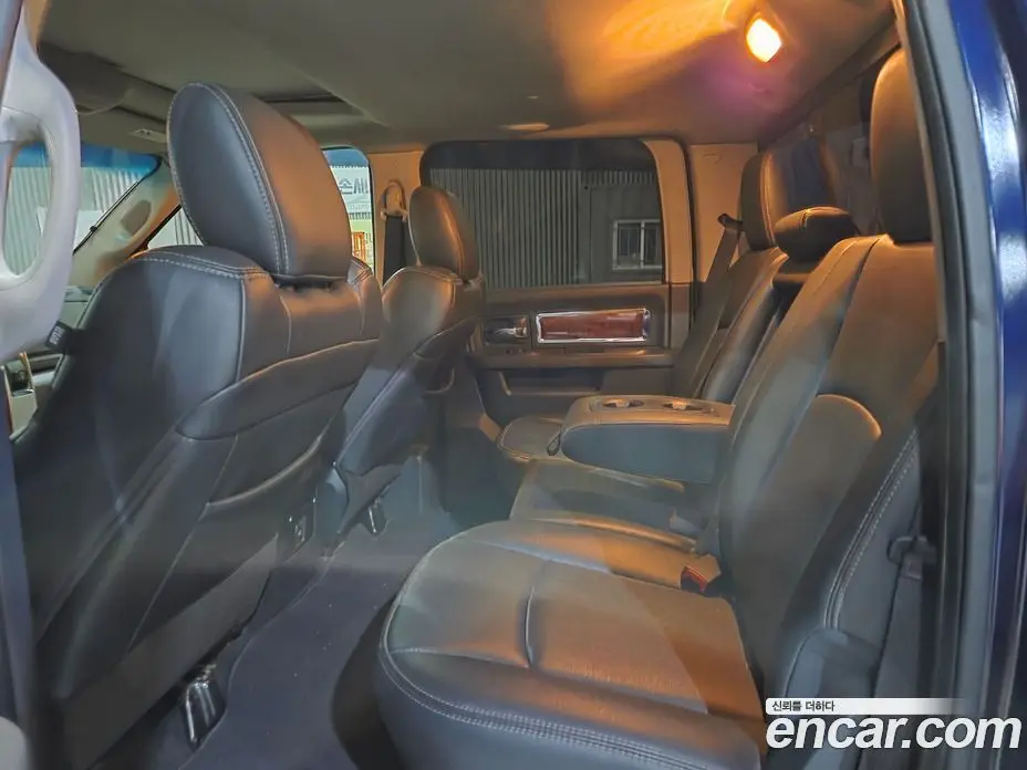 Dodge Ram Pick Up 2012 5.7 автомат (гидро), фото 8 Dodge Ram Pick Up 2012 5.7 автомат (гидро), фото 8