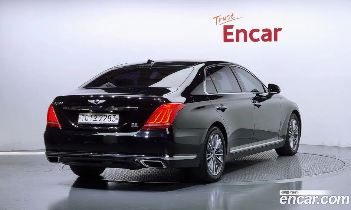 Genesis EQ900 2016 3.8 автомат (гидро), фото 2 Genesis EQ900 2016 3.8 автомат (гидро), фото 2