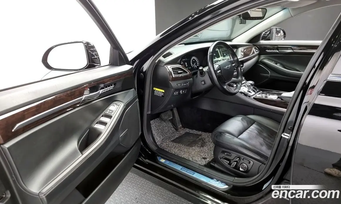 Genesis EQ900 2016 3.8 автомат (гидро), фото 11 Genesis EQ900 2016 3.8 автомат (гидро), фото 11
