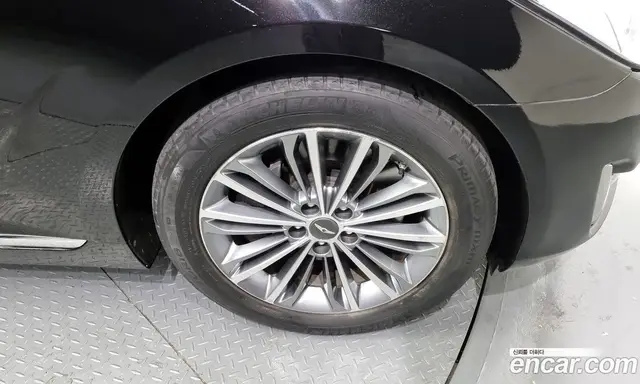 Genesis EQ900 2016 3.8 автомат (гидро), миниатюра 5 Genesis EQ900 2016 3.8 автомат (гидро), миниатюра 5