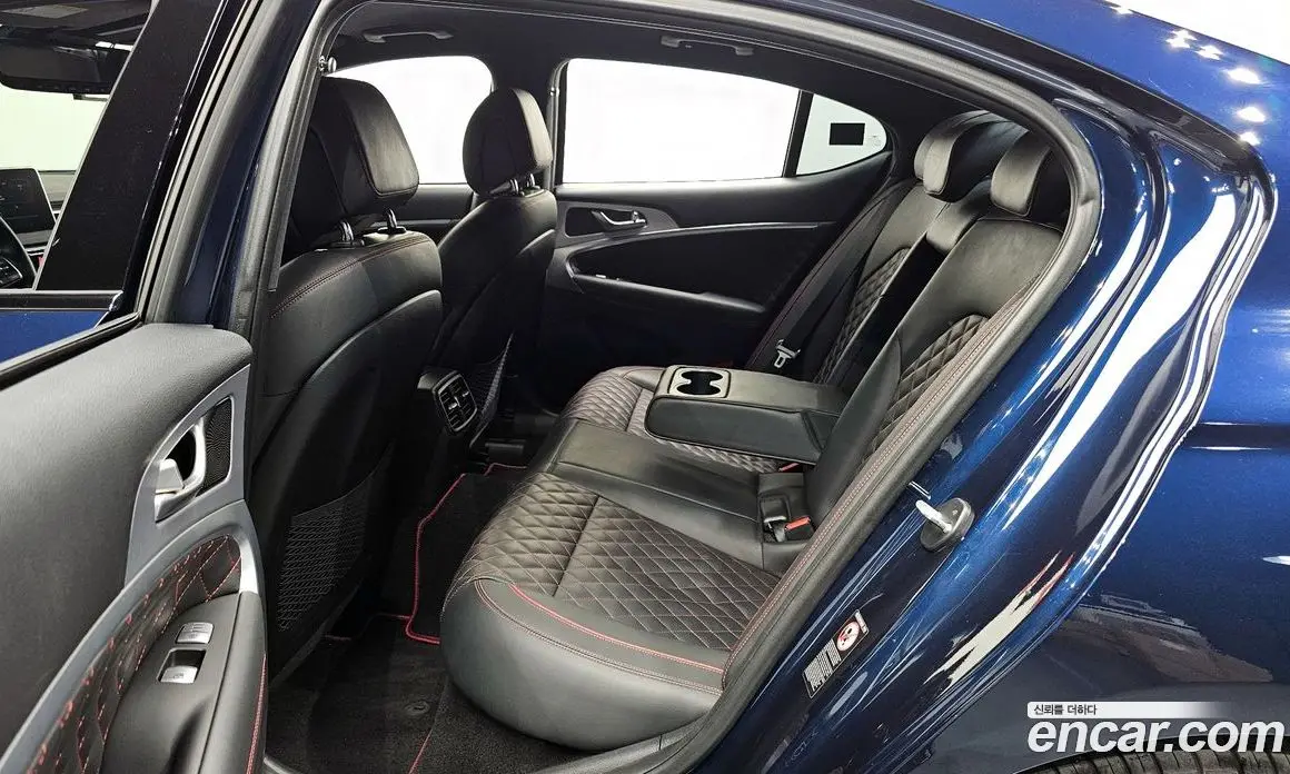 Genesis G70 2020 3.3 автомат (гидро), фото 11 Genesis G70 2020 3.3 автомат (гидро), фото 11