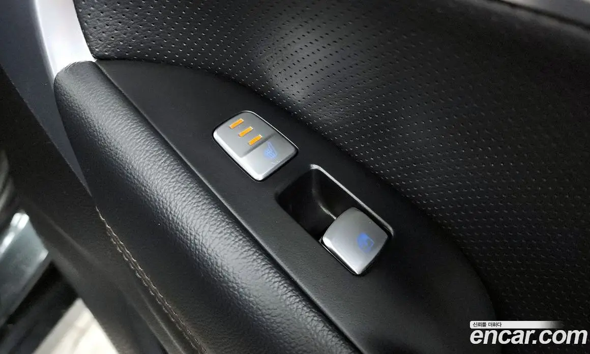 Genesis G70 2020 2.0 автомат (гидро), фото 19 Genesis G70 2020 2.0 автомат (гидро), фото 19