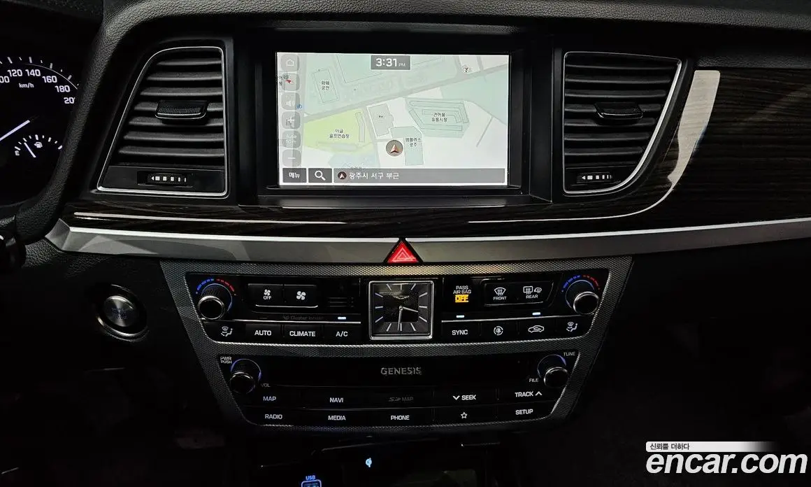 Genesis G80 2019 2.2 автомат (гидро), фото 14 Genesis G80 2019 2.2 автомат (гидро), фото 14