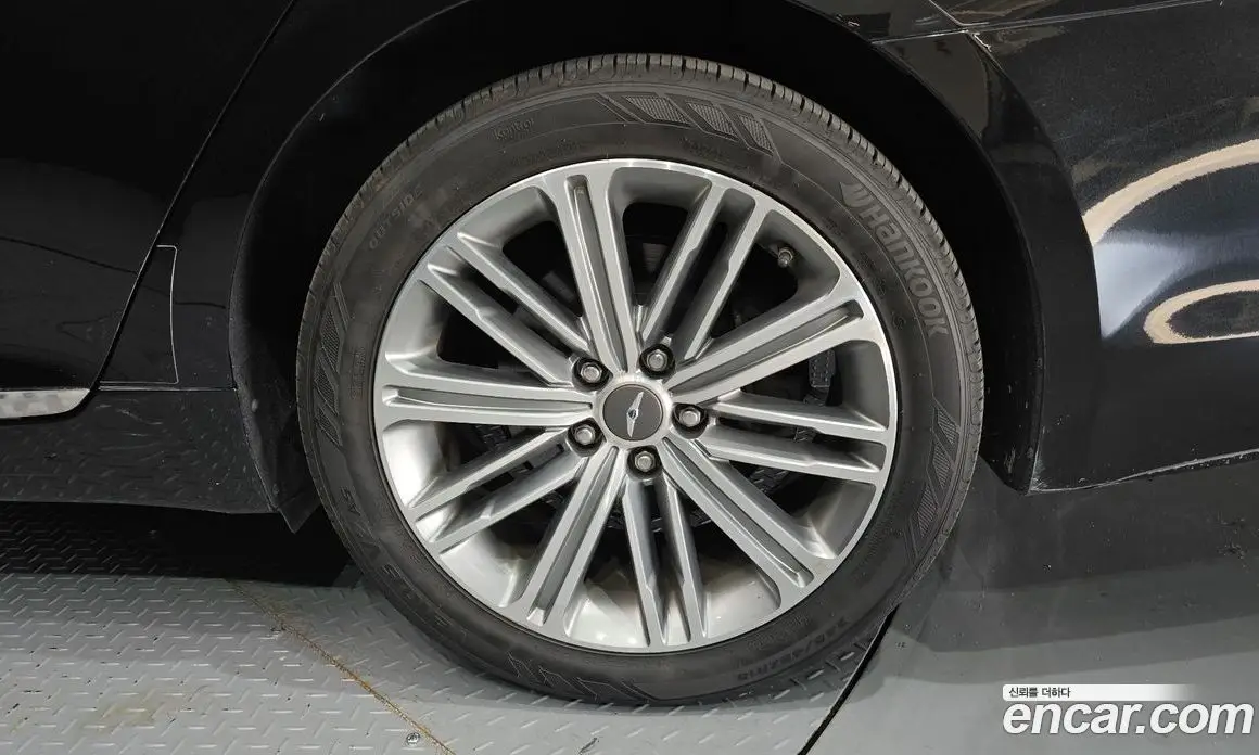 Genesis G80 2019 2.2 автомат (гидро), фото 5 Genesis G80 2019 2.2 автомат (гидро), фото 5