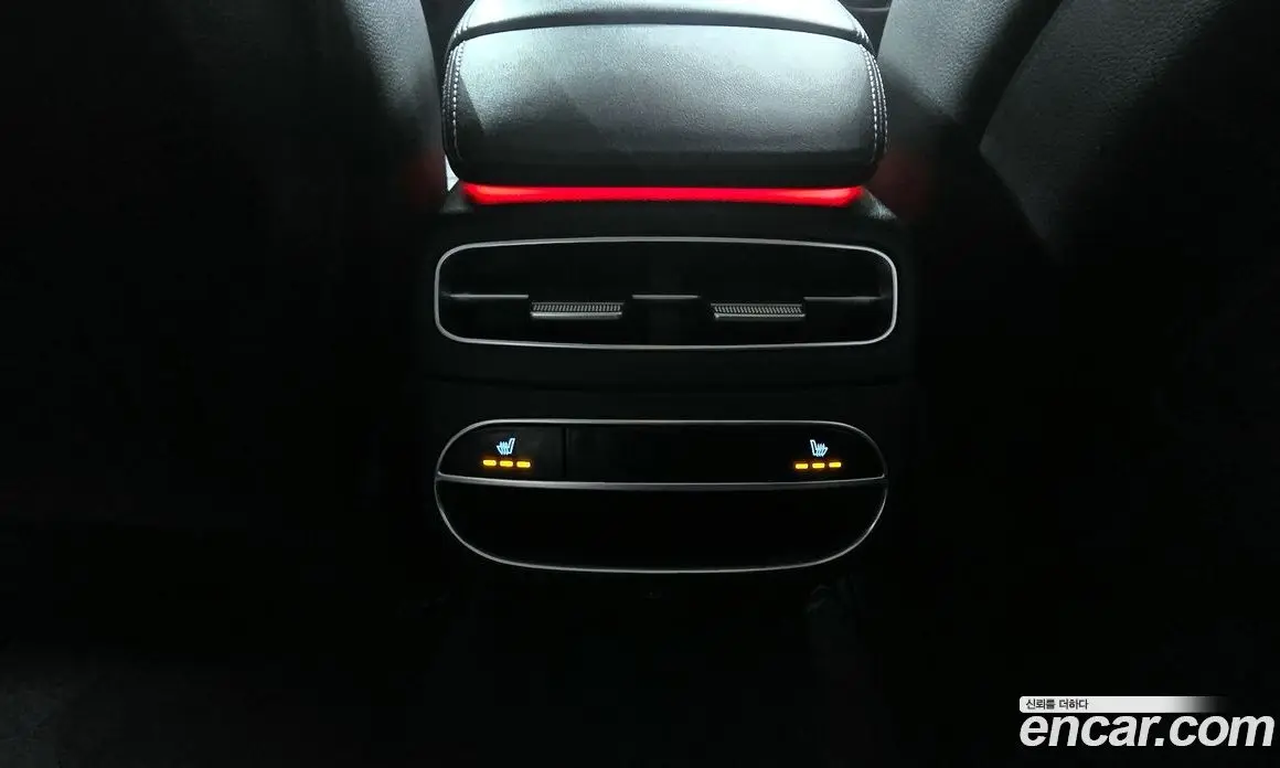 Genesis GV70 2021 2.5 автомат (гидро), фото 17 Genesis GV70 2021 2.5 автомат (гидро), фото 17