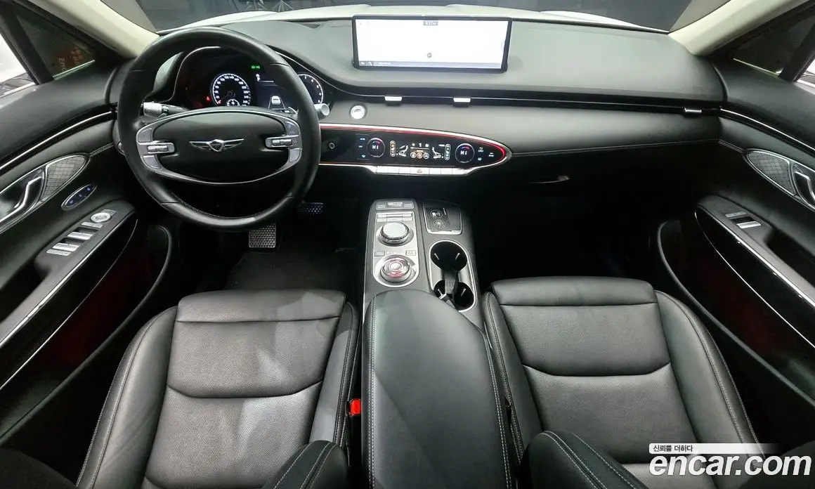 Genesis GV70 2021 2.5 автомат (гидро), фото 7 Genesis GV70 2021 2.5 автомат (гидро), фото 7