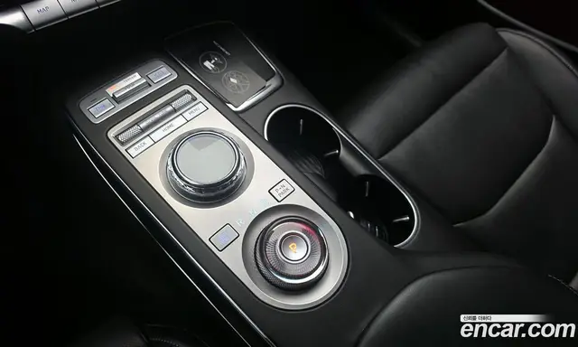 Genesis GV70 2021 2.5 автомат (гидро), миниатюра 9 Genesis GV70 2021 2.5 автомат (гидро), миниатюра 9