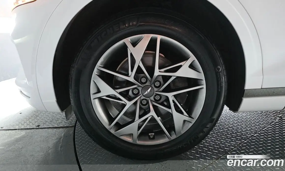 Genesis GV70 2021 2.5 автомат (гидро), фото 5