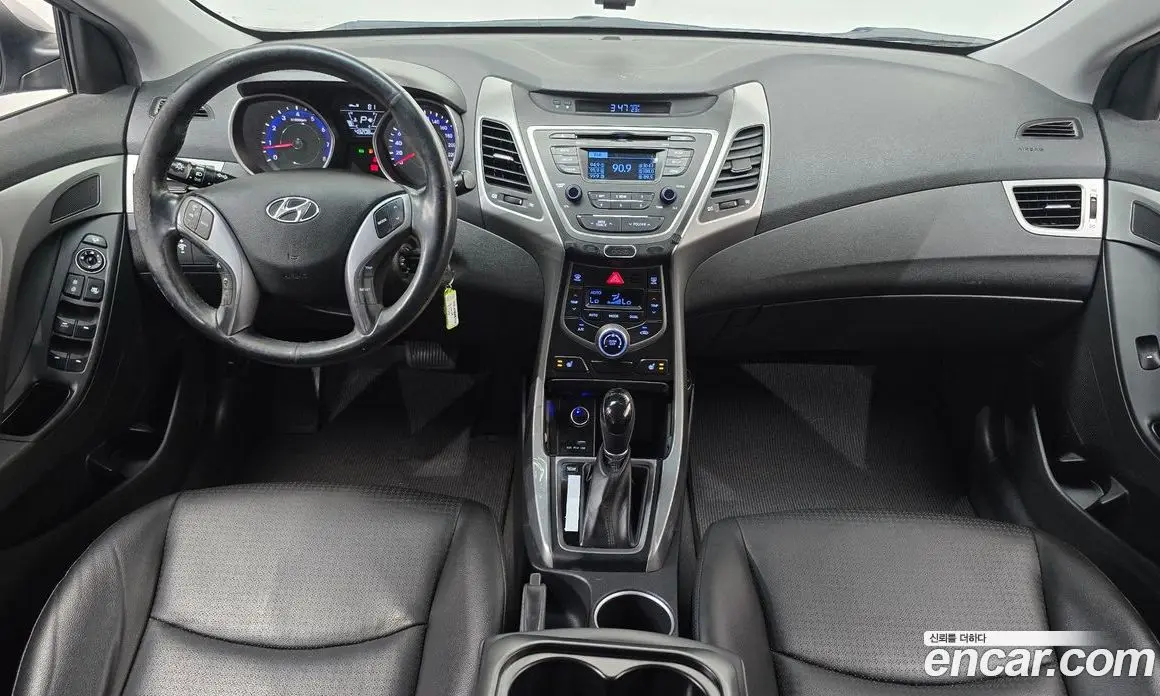 Hyundai Avante 2014 1.6 автомат (гидро), фото 7