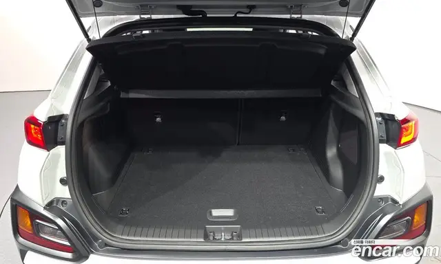 Hyundai Kona 2019 1.6 автомат (гидро), миниатюра 12