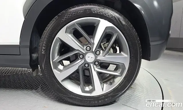 Hyundai Kona 2019 1.6 автомат (гидро), миниатюра 5