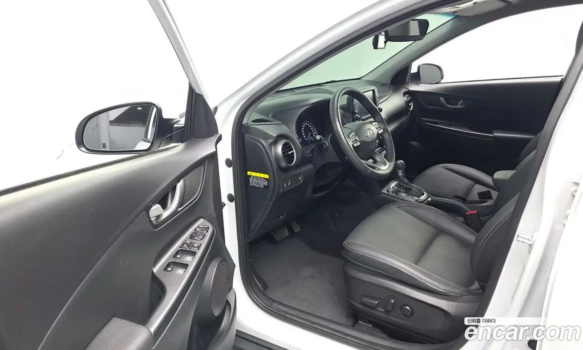 Hyundai Kona 2019 1.6 автомат (гидро), фото 10