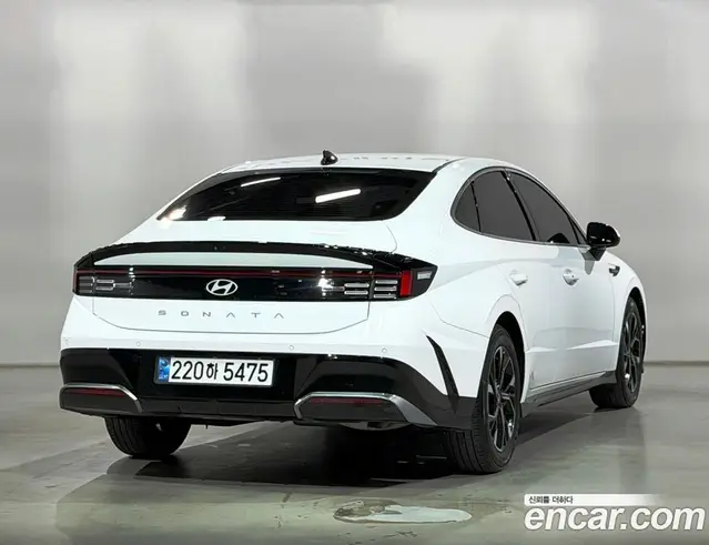 Hyundai Sonata 2024 1.6 автомат (гидро), миниатюра 6