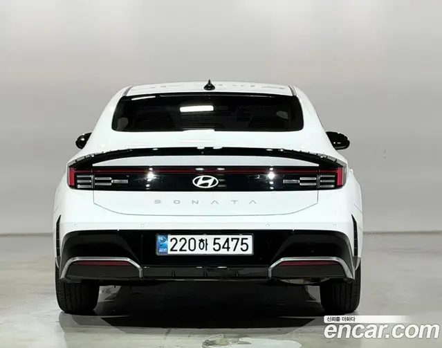 Hyundai Sonata 2024 1.6 автомат (гидро), миниатюра 7