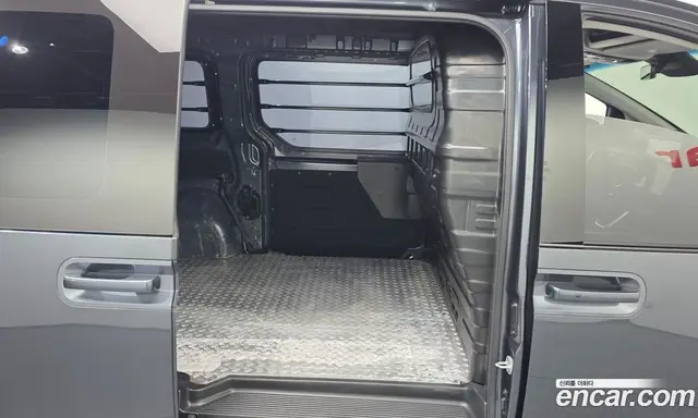 Hyundai Staria 2024 1.6 автомат (гидро), миниатюра 11