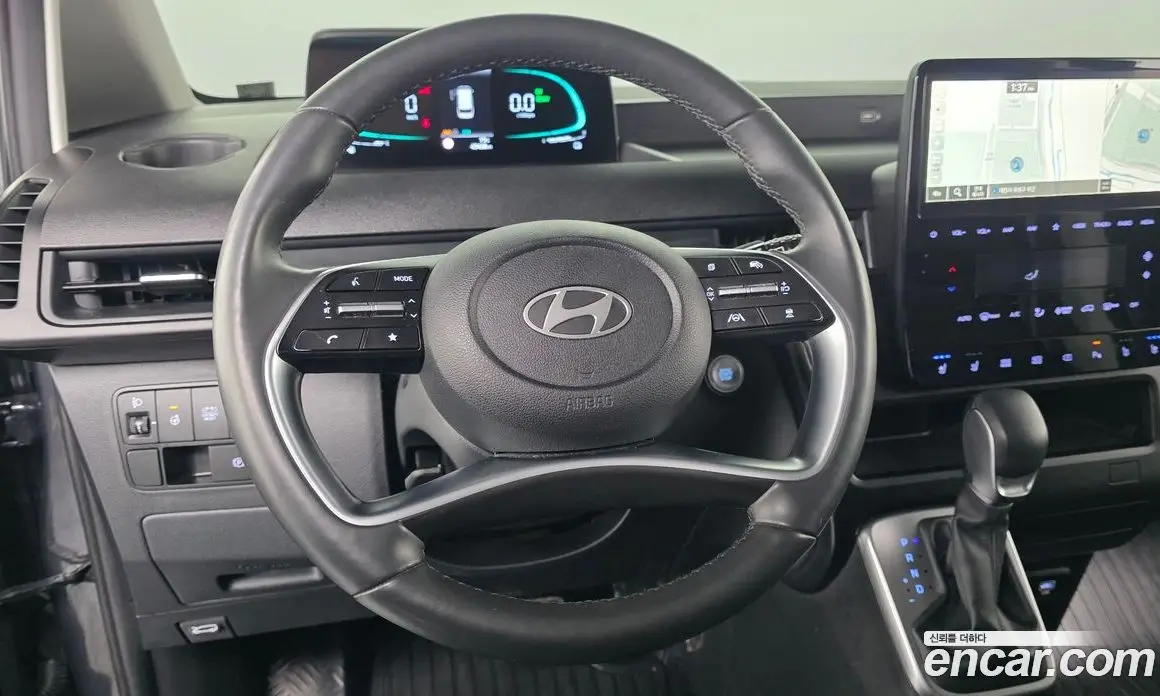 Hyundai Staria 2024 1.6 автомат (гидро), фото 18