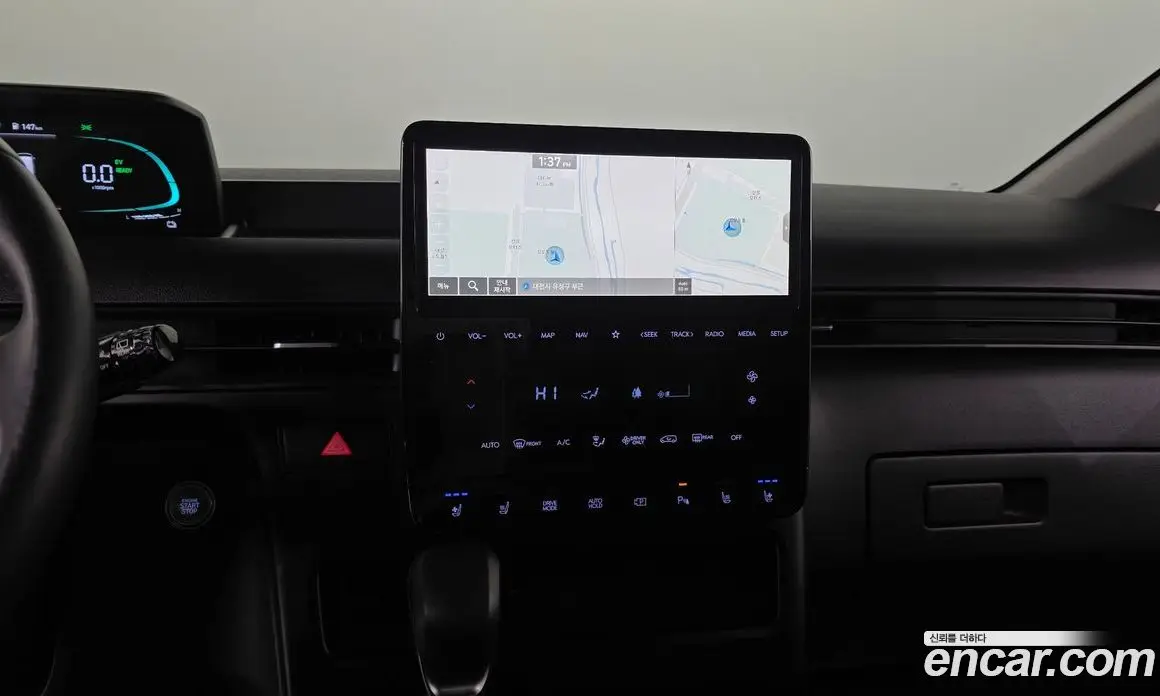 Hyundai Staria 2024 1.6 автомат (гидро), фото 19