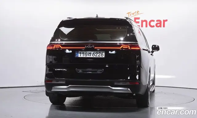 Kia Carnival 2022 2.2 автомат (гидро), миниатюра 4