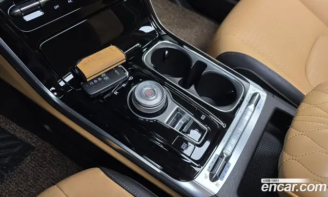 Kia Carnival 2022 2.2 автомат (гидро), миниатюра 9