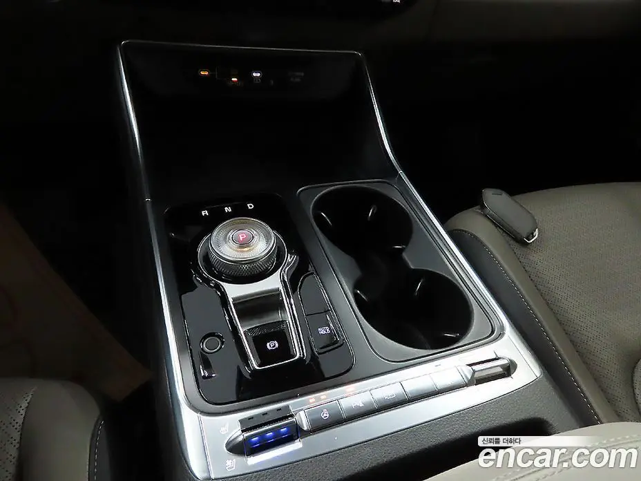 Kia Carnival 2025 3.5 автомат (гидро), фото 9 Kia Carnival 2025 3.5 автомат (гидро), фото 9
