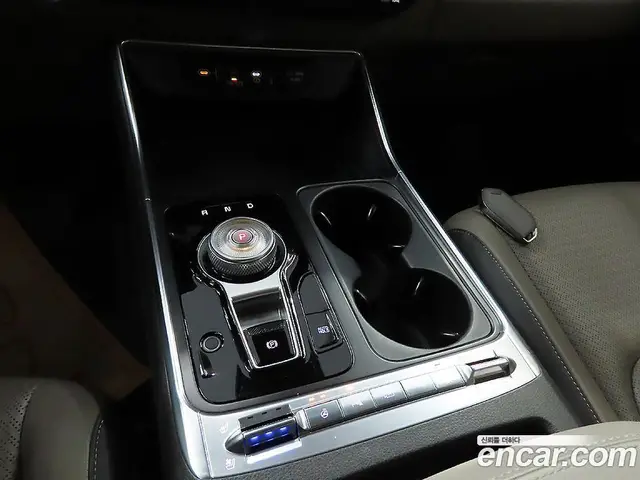 Kia Carnival 2025 3.5 автомат (гидро), миниатюра 9 Kia Carnival 2025 3.5 автомат (гидро), миниатюра 9