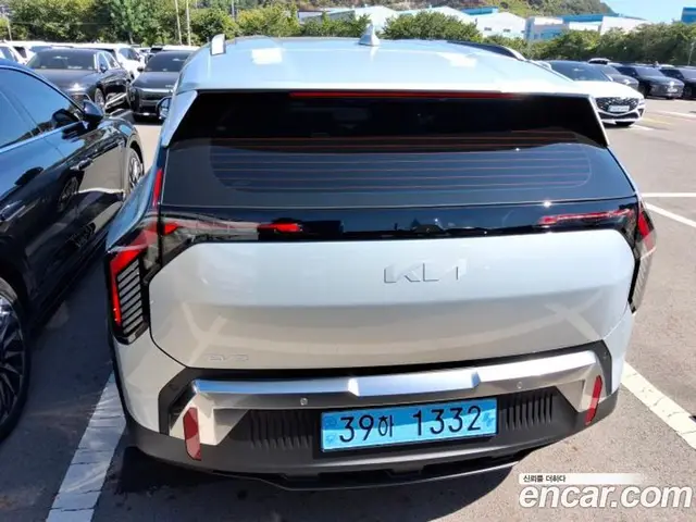 Kia EV3 2026 0.4 автомат (гидро), миниатюра 4 Kia EV3 2026 0.4 автомат (гидро), миниатюра 4
