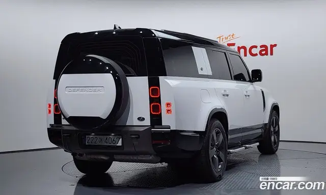 Land Rover Defender 2023 3.0 автомат (гидро), миниатюра 2 Land Rover Defender 2023 3.0 автомат (гидро), миниатюра 2