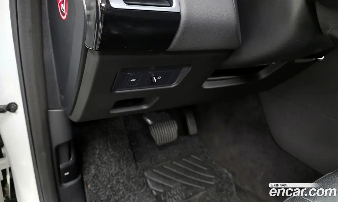 Land Rover Discovery 2019 2.0 автомат (гидро), фото 18 Land Rover Discovery 2019 2.0 автомат (гидро), фото 18