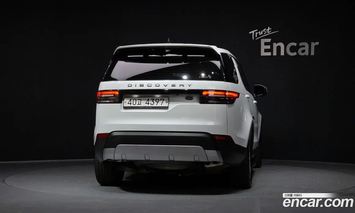 Land Rover Discovery 2019 2.0 автомат (гидро), фото 4 Land Rover Discovery 2019 2.0 автомат (гидро), фото 4