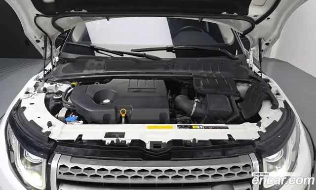 Land Rover Range Rover Evoque 2015 2.0 автомат (гидро), миниатюра 6 Land Rover Range Rover Evoque 2015 2.0 автомат (гидро), миниатюра 6