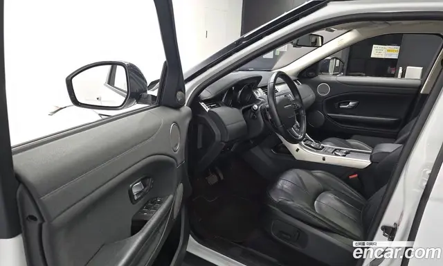 Land Rover Range Rover Evoque 2015 2.0 автомат (гидро), миниатюра 10 Land Rover Range Rover Evoque 2015 2.0 автомат (гидро), миниатюра 10